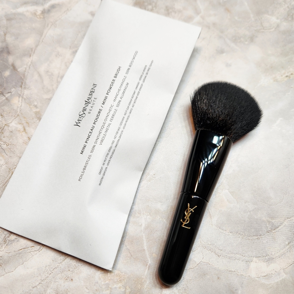YSL Beauty Mini Powder Brush